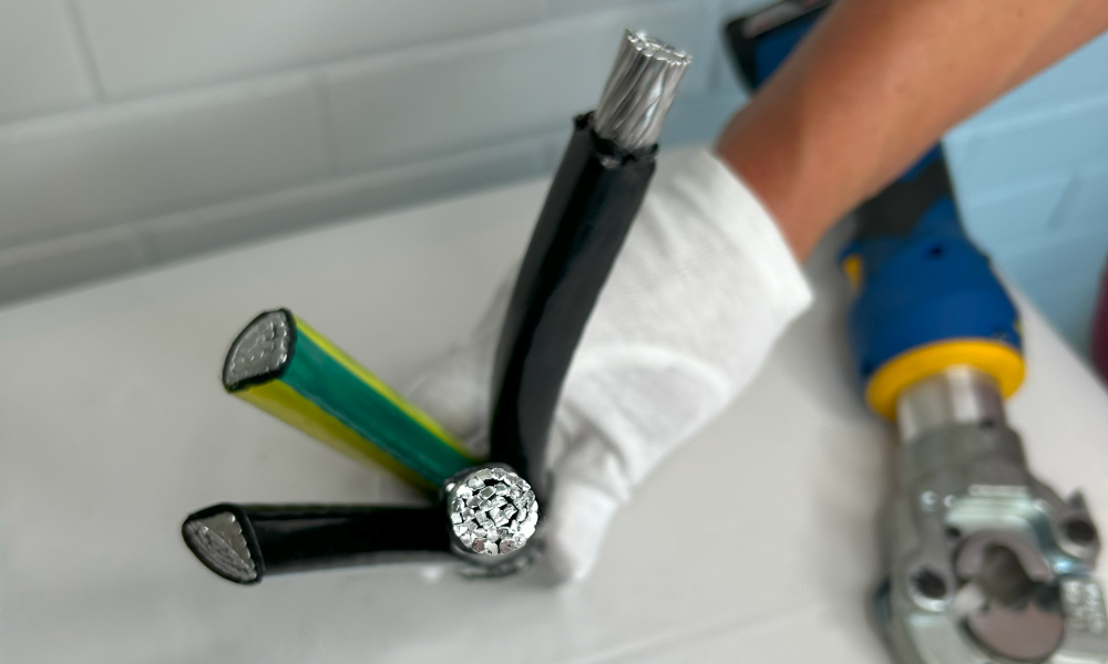 Esipyöristetty ja esipyöristämätön johdin